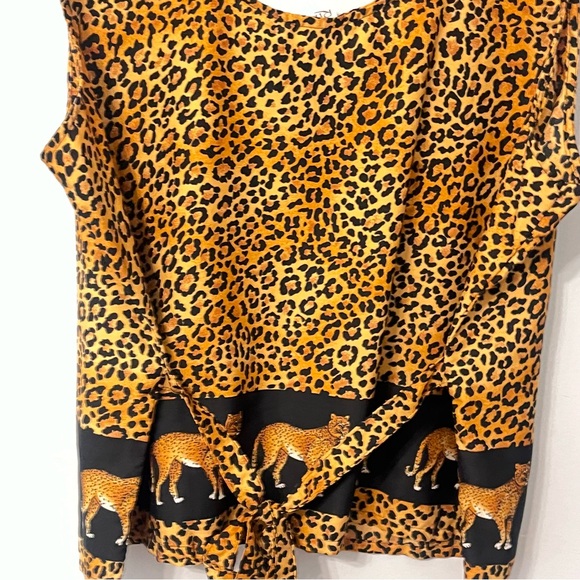 Vintage Rima Sleeveless Vest/Top Size Medium Tiger Animal Print with Tie - Picture 3 of 9